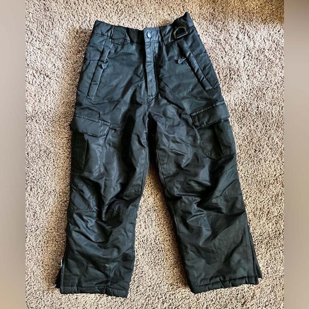 Arctic Quest Youth Ski Pants Size Medium (5/6)